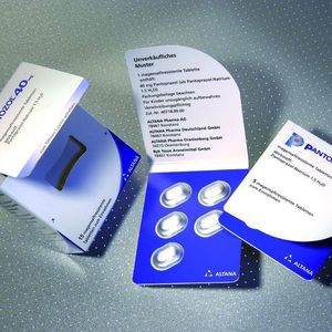 Pocket-Pack vereint Anwendungs-, Produktions- sowie Konfektionierungsaspekte. Es besteht aus jeweils zwölf Wallets. Jedes der Wallets enthält einen Blister mit fünf oder sieben Tabletten. Das Medikament wird dadurch transport- und anwendungssicher im täglichen Gebrauch.Bild: Faller