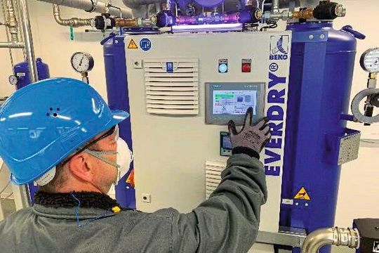Drucklufttechnik und Trockner in der neuen Fabrik sollen von Beko stammen. (Symbolbild)(Bild:  Beko Technologies)