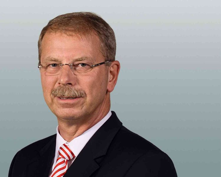 Frank Knafla, Master Specialist Industrie 4.0 bei Phoenix Contact Electronics: „So wird eine Voraussetzung geschaffen, um den Arbeitnehmer in der Rolle des Entscheiders und Problemlösers in den Herstellungsprozess zu integrieren.“ (Phoenix Contact)