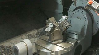 Groß wird man auf der kommenden Metav 2020 die Sicherheit schreiben. Ein Schwerpunkt wird deshalb das neue VDMA-Einheitsblatt 34192 sein, durch das die, wie es heißt „Sicherheitsanforderungen für Spannvorrichtungen zur Verwendung von Maschinen“ klar und deutlich erläutert wird. (Messe Düsseldorf / ctillmann)