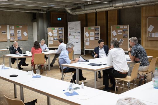 Eine unabhängige Jury vergibt alle zwei Jahre den Logix Award.(Logix)