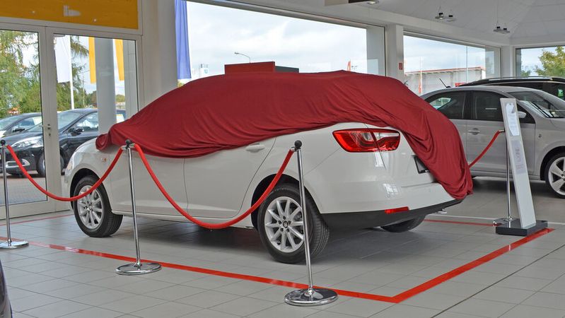 Das Pkw-Geschäft ist nur ganz schwer einzuschätzen. Derzeit bricht das Privatkundengeschäft weg. Aber auch im Service wird es schwieriger.(Bild:  Grimm – »kfz-betrieb«)