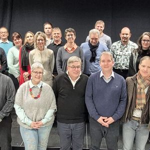 Photo de groupe des représentantes et représentants des entreprises membres de GenTech lors de l'assemblée constitutive.(Source :  GenTech)