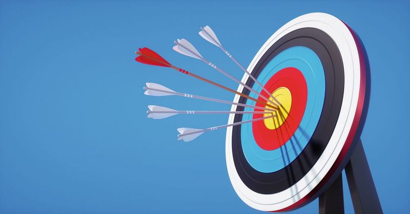 Es gibt einige Möglichkeiten, die dabei helfen können, Entscheidungen weniger nach dem Bauchgefühl, sondern vernunftsorientiert und faktenbasiert zu treffen.(Bild: ©  peterschreiber.media - stock.adobe.com)