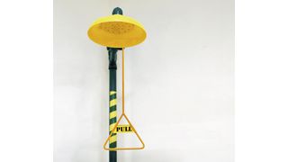 Sicherheit geht vor - Überwachung von Notduschen (Notdusche)