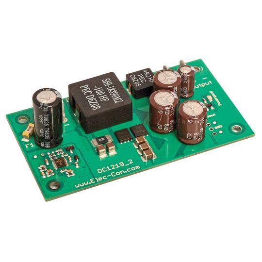 Die Hochsetzsteller der Baureihe DC12xx von Elec-Con weisen mit 50 mVss eine sehr geringe Restwelligkeit der auf 5% stabilisierten Ausgangsspannung auf. Die rein passiv gekühlten Wandler sind bis +55 °C ohne Derating einsetzbar. (Bild:  Elec-Con)