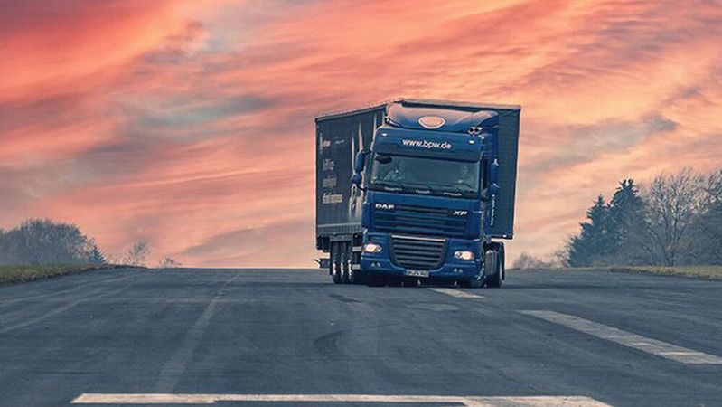 Fahrerassitenzsysteme stellen für Aufbauhersteller künftig mehr Herausforderungen dar.(Bild:  BPW Bergische Achsen KG)