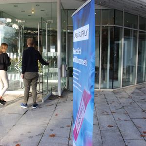 Hereinspaziert: Am 20. Oktober 2021 gab es in Sindelfingen zum ersten Mal eine LAB-SUPPLY.Infos zu den kommenden LAB-SUPPLY-Messen finden Sie auf www.lab-supply.info.  (LABORPRAXIS, C. Lüttmann)