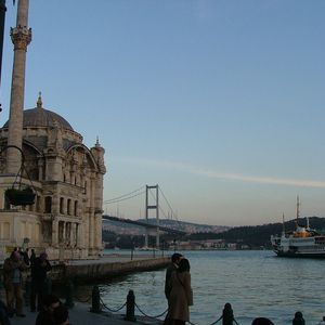 The Bosporus bridges of Istanbul link two continents – But also the hinterland offers huge possibilities.