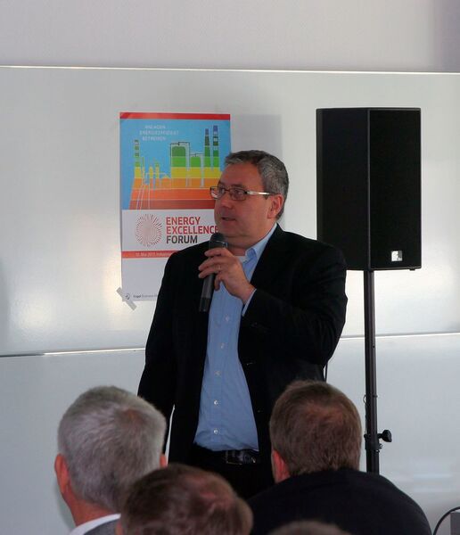 Gunther Windecker (BASF) berichtete zu unterschiedlichen Blickwinkel auf die Einführung eines Energiedatenmanagement-Systems am Verbundstandort Ludwigshafen. (Klein / PROCESS)