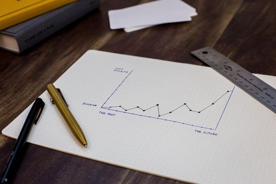 Ein CRM-Projekt kann nur dann erfolgreich sein, wenn das gesamte Unternehmen das Prinzip verinnerlicht hat. Ein CRM-Projekt kann nur dann erfolgreich sein, wenn das gesamte Unternehmen das Prinzip verinnerlicht hat.