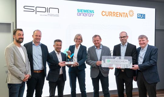 Offizieller Auftakt des Spin-Projekts im Beisein der Projektbeteiligten bei Siemens Energy. Als Spin-Projekt ist CO2-Neichem auch ein Projekt der Ruhr-Konferenz.(Bild:  Siemens Energy/ Frankhauser Fotografie)