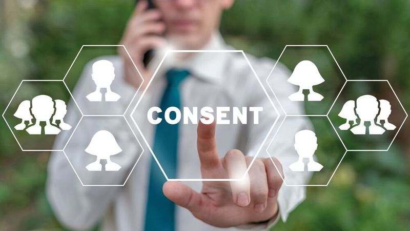 Über den Consent Banner im Rahmen des Datenschutzes kommen Hersteller an Kundendaten und an die Einwilligung, sie zu nutzen.(Bild:  © wladimir1804 - adobe.stock.com)