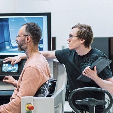 Der Aufbau eines Simulators kann aufwendig sein, doch er minimiert Risiken im Vorfeld und bildet die Basis für Modelle in späteren Phasen des Produktlebenszyklus. (Bild: Gofore)