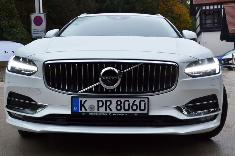 Laut Volvo bietet die skalierbare Produktarchitektur (SPA) den Designern mehr Freiräume bei der Gestaltung und bringt weitere Vorzüge unter anderem bei Gewicht, Produktion und Entwicklung mit sich. (Michel / »kfz-betrieb«)