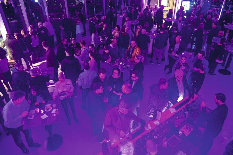 Rund 240 Gäste kamen zur offiziellen Eröffnung des Borkener DS-Salons. (Bleker Gruppe)