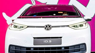 Der ID 3 wird das erste Modell sein, dass VW an Privatkunden im Agenturvertrieb vermarktet. (Bild: Volkswagen)