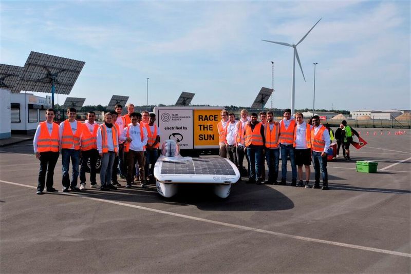 Das Team Sonnenwagen Aachen ist ein Verein Studierender der RWTH und FH Aachen.  (Sonnenwagen Aachen e.V.)