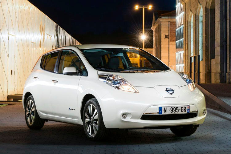 Der neue Nissan Leaf erreicht dank größerer Batterien eine Reichweite von bis zu 250 Kilometer. (Foto: Nissan)
