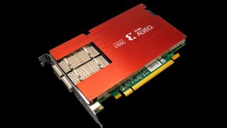 Die Produkte von Xilinx finden sich auch in HPC-Rechnern: Auf der Supercomputing-Konferenz „SC21“ hat das Unternehmen etwa die Beschleunigerkarte „Alveo U55C“ für Rechenzentren und eine neue standardbasierte, API-gesteuerte Clustering-Software für den Einsatz von FPGAs in großem Maßstab vorgestellt. (Xilinx)