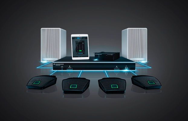 Elektroingenieur Prof. Dr. Fritz Sennheiser gründete das Unternehmen Sennheiser 1945. Für seine Audioprodukte, wie Kopfhörer und Konferenz-Systeme(Bild), gibt es den Spitzenplatz in der Sparte Fertig- und Gebrauchsgüter. (Bild: Sennheiser)