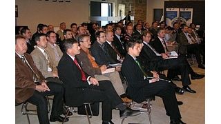 Mehr als 70 Firmenvertreter besuchten das zweite Fränkische Engineering Forum Kunststoff 2007 im Schloss Thurnau. (Archiv: Vogel Business Media)