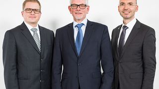 FVV-Geschäftsführer Dietmar Goericke mit seinen beiden neuen Stellvertretern Martin Nitsche (links) und Matthias Zelinger (rechts). (FVV)