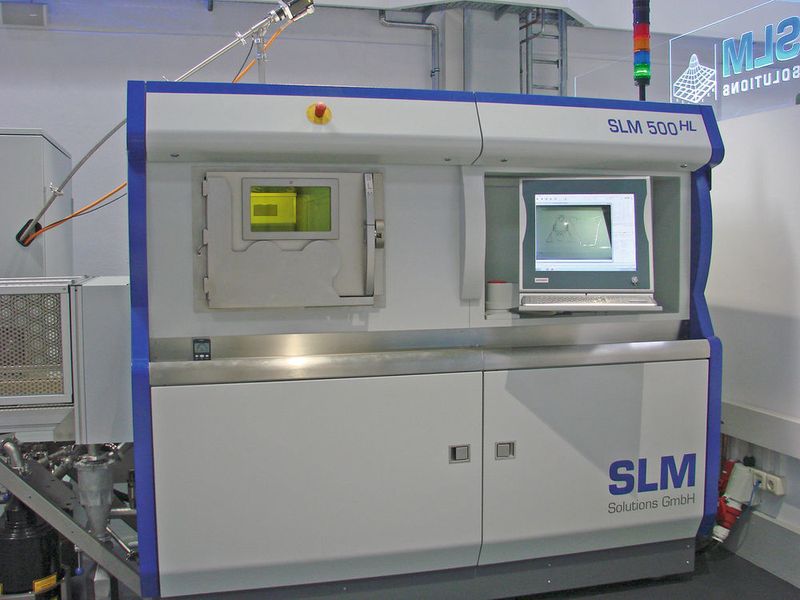 La SLM 500 est capable de fabriquer une pièce métallique à raison de 75 cm3 par heure. (Jean Guilhem)