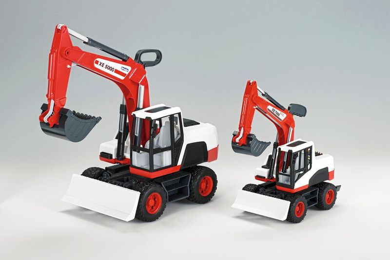 Also awarded was the toy mobile excavator 