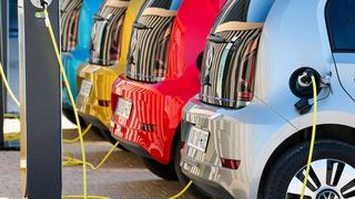 Zwischen Januar und Juni 2020 kam der E-Up in Deutschland auf 3.043 Neuzulassungen. (Bild: Volkswagen)