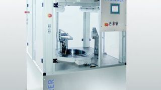 Mit der Rundtischanlage können Befestigungselemente, Scharniere, Fittings oder Verschlüsse gefertigt werden.  Bild: Pfuderer (Archiv: Vogel Business Media)