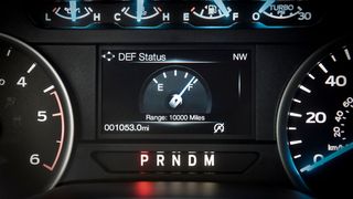 Außerdem soll sich die Effektivität des Dieselmotors zeigen, der laut dem Hersteller mit etwa acht Liter auf 100 Kilometer auskommen soll. (Bild: Ford)
