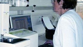 1  Am PIT werden DSC-Messungen zur Reinheitsbestimmung von Fettsäuren durchgeführt. (Archiv: Vogel Business Media)