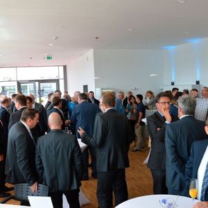 (Achter / »kfz-betrieb«)