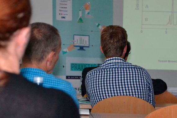 Teilnehmer des zweiten Praxistages HPLC bekamen in Vorträgen und Workshops Tipps und Tricks für die HPLC vermittelt. (Ottleben/LABORPRAXIS)