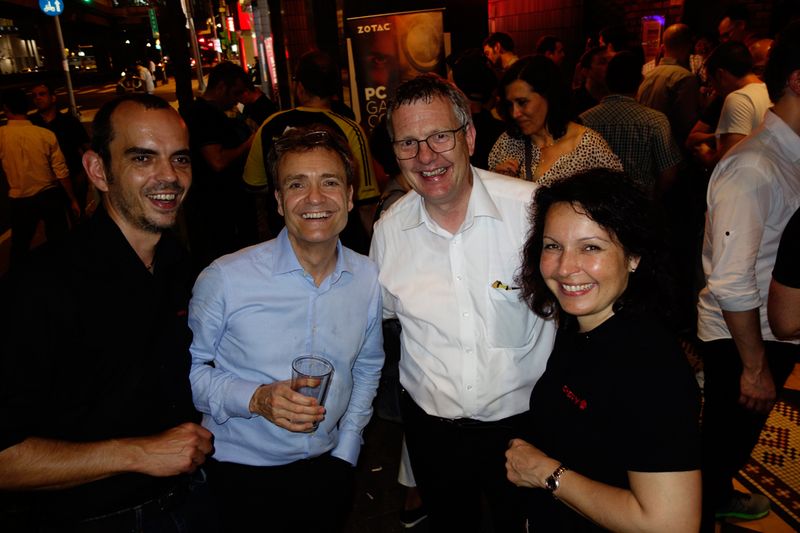 (v. l.) Michael Schmid, Cherry, Thomas Kessler, Sapphire, Norbert Kuperjans, ZOTAC, und Tanja Knahn, Cherry (Bild: IT-BUSINESS)