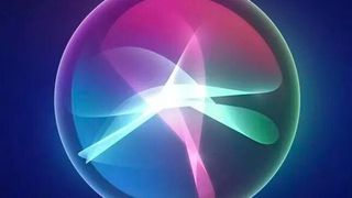 Forscher an der Universität Trier gehen der Frage nach, ob Sprachassistenten wie Siri von Apple auch am Arbeitsplatz nützlich sein können und wie die Akzeptanz dafür aussieht. Hier eine Einschätzung. (Bild: Apple)