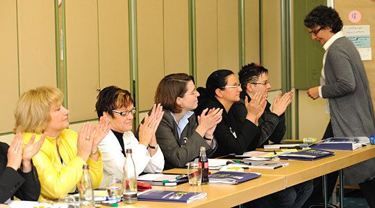 Die Workshopteilnehmerinnen zollten Beifall für die Kolleginnen. (Archiv: Vogel Business Media)