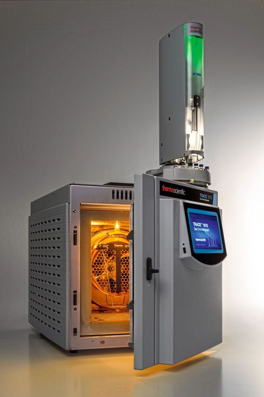 Abb. 3: Neben der Beleuchtung wurde am Autosampler auch noch eine Lupe integriert(Bild:  DarioTettamanzi Copyright 2020/Thermo Fisher Scientific)