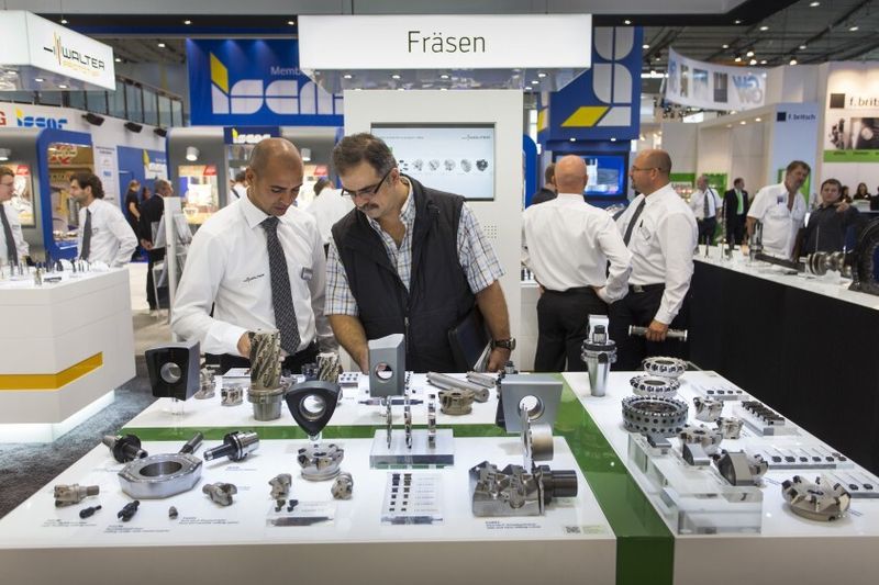 Fräsen und Auslagetisch von Walter. (Bild: Messe Stuttgart)