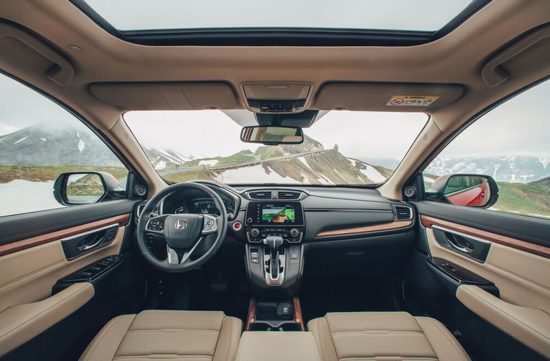 Das großzügige Platzangebot im CR-V ist clever genutzt, ... (Honda)