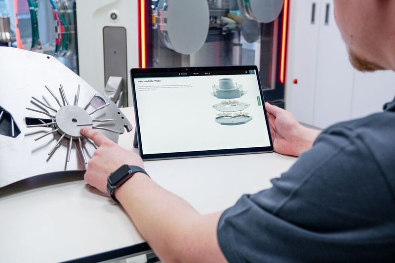 Auch digital kann man „begreifen“ lernen (Bild: Fette Compacting)