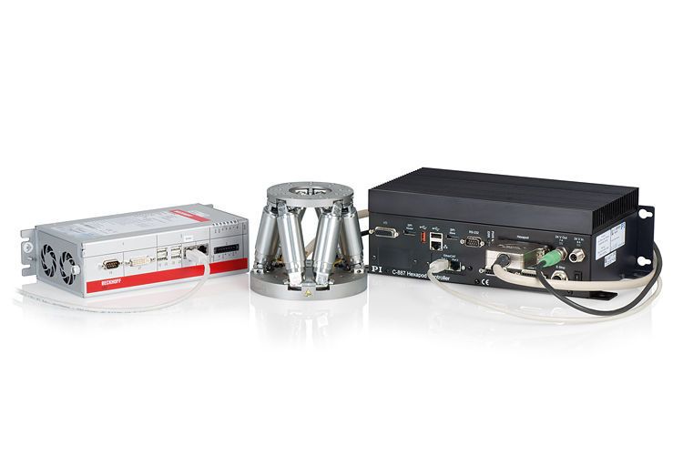 Für die Steuerung des Hexapod-Systems lassen sich alle Funktionen der SPS-Standardsprache verwenden, es ist keine proprietäre Sprache notwendig. (PI)