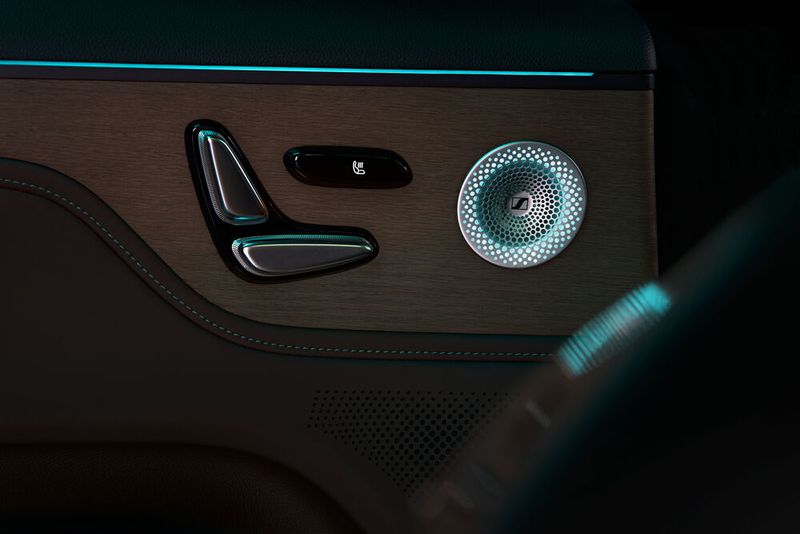 ... und eine Ambientebeleuchtung mit 256 Farben. (Bild: Smart)