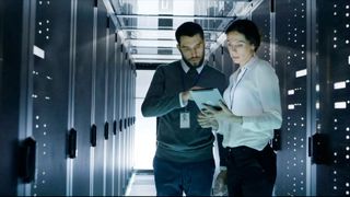 Die Komplexität der Rechenzentrumsadministration ist beliebig nach oben skalierbar. Mit geeigneten Management-Tools lässt sich dagegensteuern.  (Bild: Aveva)