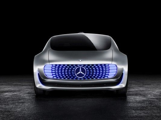 Mercedes-Benz F 015 - Luxury in Motion (Mercedes-Benz)