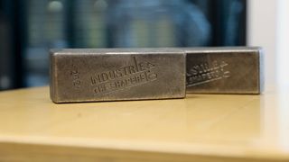 Les « lingots » 2022 seront gracieusement offerts par l’entreprise Cla-Val. Ici les prix 2021. (Marina Hofstetter)