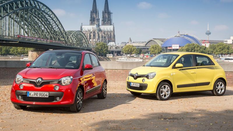 Die dritte Generation, die in Kooperation mit Smart entwickelt wurde, konnte zwar nicht den Kultstatus des ersten Twingo (1993 bis 2007 erreichen, war aber technisch das deutlich bessere Auto. (Bild: Renault)