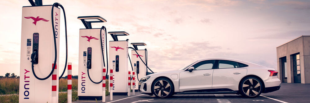 Audi e best sale tron ionity