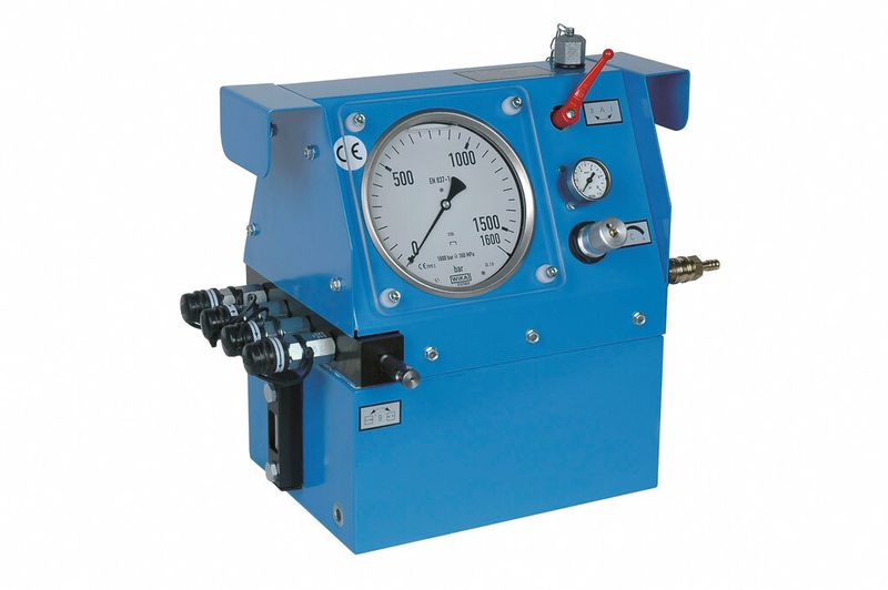 Einer der wichtigen Produktbereiche von Gerus: leistungsstarke Hochdruck-Hydraulikpumpen zum Anziehen von Schrauben. (Bild: Gerus Apparatebau)